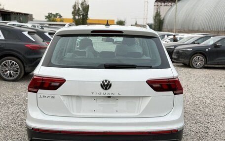 Volkswagen Tiguan II, 2026 год, 3 750 000 рублей, 3 фотография