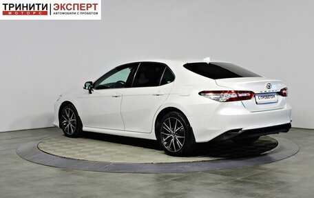 Toyota Camry, 2021 год, 3 597 000 рублей, 7 фотография