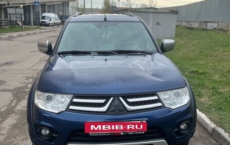Mitsubishi Pajero Sport II рестайлинг, 2014 год, 2 090 000 рублей, 4 фотография