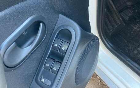 Renault Duster I рестайлинг, 2014 год, 1 050 000 рублей, 2 фотография