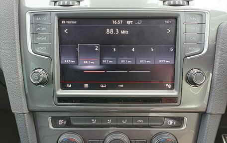 Volkswagen Golf VII, 2016 год, 1 650 000 рублей, 13 фотография