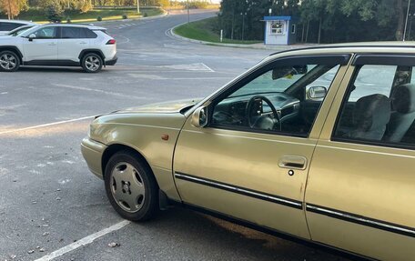 Daewoo Nexia I рестайлинг, 1996 год, 200 000 рублей, 4 фотография