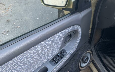 Daewoo Nexia I рестайлинг, 1996 год, 200 000 рублей, 20 фотография