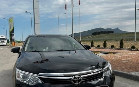 Toyota Camry, 2016 год, 2 050 000 рублей, 2 фотография