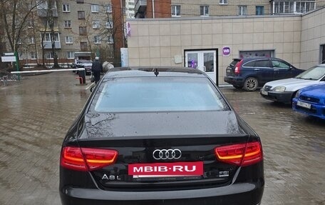 Audi A8, 2011 год, 2 200 000 рублей, 8 фотография