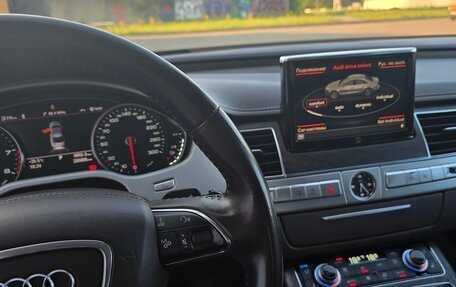 Audi A8, 2011 год, 2 200 000 рублей, 13 фотография