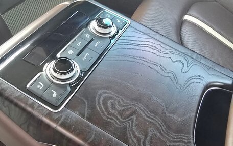 Audi A8, 2011 год, 2 200 000 рублей, 28 фотография