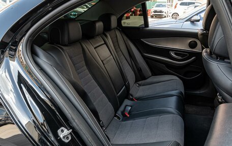 Mercedes-Benz E-Класс, 2019 год, 3 049 000 рублей, 9 фотография