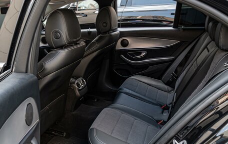 Mercedes-Benz E-Класс, 2019 год, 3 049 000 рублей, 13 фотография