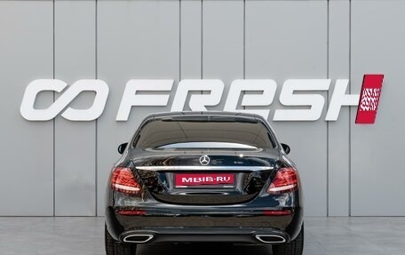 Mercedes-Benz E-Класс, 2019 год, 3 049 000 рублей, 4 фотография