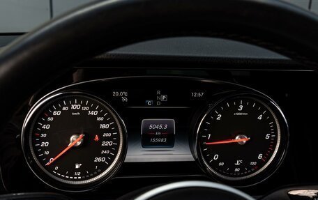 Mercedes-Benz E-Класс, 2019 год, 3 049 000 рублей, 19 фотография
