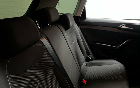 Volkswagen Taos, 2021 год, 2 850 000 рублей, 18 фотография