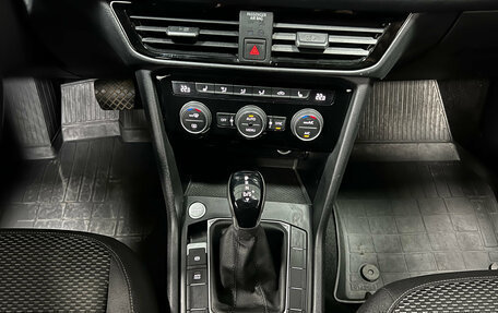 Volkswagen Taos, 2021 год, 2 850 000 рублей, 12 фотография