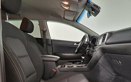 KIA Sportage IV рестайлинг, 2021 год, 2 090 000 рублей, 12 фотография