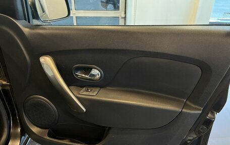 Renault Logan II, 2015 год, 510 000 рублей, 26 фотография