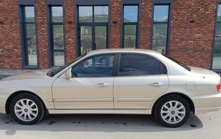 Hyundai Sonata IV рестайлинг, 2006 год, 500 000 рублей, 4 фотография