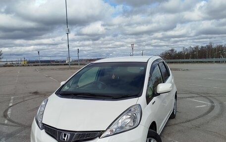 Honda Fit III, 2012 год, 925 000 рублей, 1 фотография