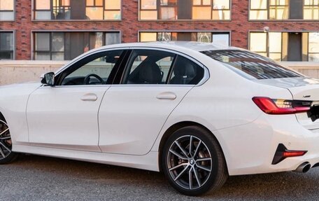 BMW 3 серия, 2020 год, 3 900 000 рублей, 3 фотография