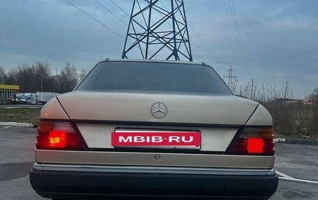 Mercedes-Benz W124, 1986 год, 350 000 рублей, 4 фотография