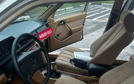 Mercedes-Benz W124, 1986 год, 350 000 рублей, 10 фотография