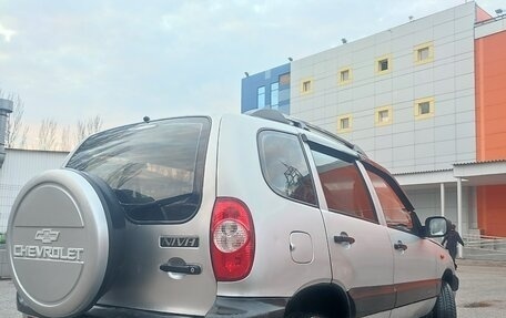 Chevrolet Niva I рестайлинг, 2004 год, 290 000 рублей, 7 фотография