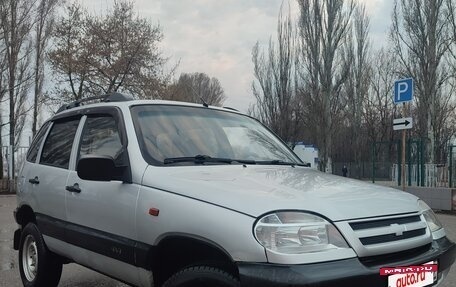 Chevrolet Niva I рестайлинг, 2004 год, 290 000 рублей, 5 фотография