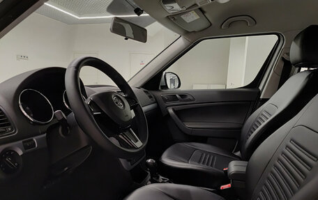 Skoda Yeti I рестайлинг, 2015 год, 1 399 000 рублей, 20 фотография