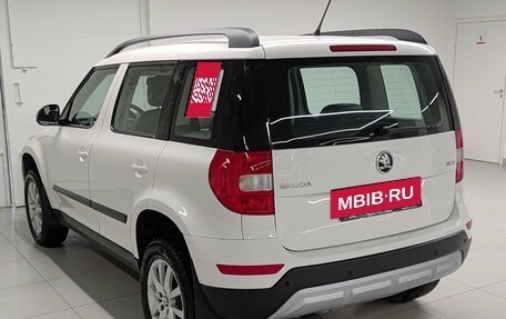 Skoda Yeti I рестайлинг, 2015 год, 1 399 000 рублей, 8 фотография