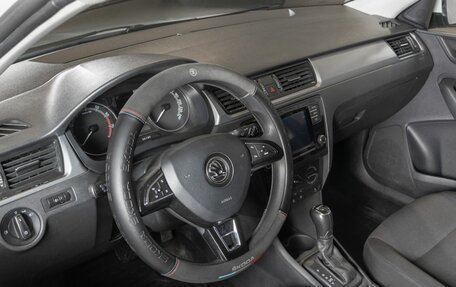 Skoda Rapid I, 2018 год, 850 000 рублей, 5 фотография