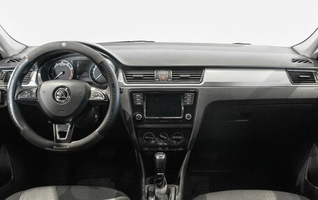 Skoda Rapid I, 2018 год, 850 000 рублей, 6 фотография