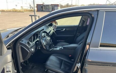 Mercedes-Benz C-Класс, 2011 год, 1 200 000 рублей, 9 фотография