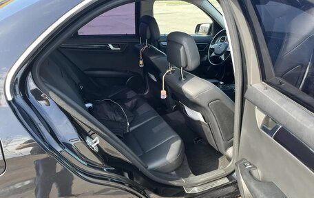 Mercedes-Benz C-Класс, 2011 год, 1 200 000 рублей, 17 фотография