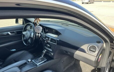 Mercedes-Benz C-Класс, 2011 год, 1 200 000 рублей, 15 фотография