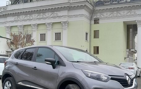 Renault Kaptur I рестайлинг, 2017 год, 1 465 000 рублей, 1 фотография