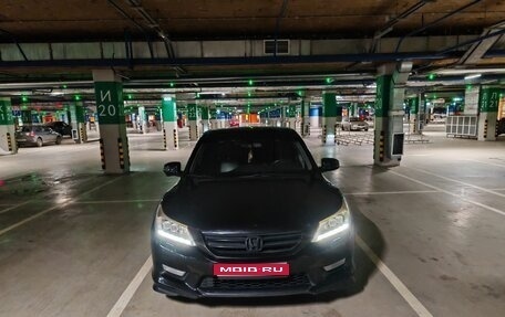 Honda Accord IX рестайлинг, 2013 год, 1 730 000 рублей, 1 фотография