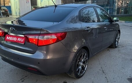 KIA Rio III рестайлинг, 2014 год, 1 050 000 рублей, 1 фотография