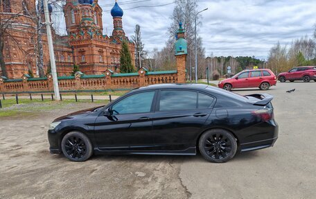 Honda Accord IX рестайлинг, 2013 год, 1 730 000 рублей, 3 фотография