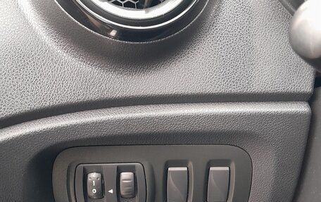 Renault Kaptur I рестайлинг, 2017 год, 1 465 000 рублей, 33 фотография