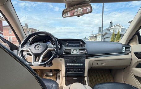 Mercedes-Benz E-Класс, 2015 год, 2 150 000 рублей, 4 фотография