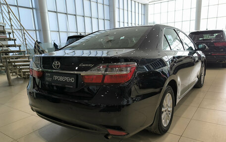 Toyota Camry, 2015 год, 1 890 000 рублей, 5 фотография