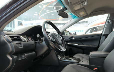 Toyota Camry, 2015 год, 1 890 000 рублей, 16 фотография