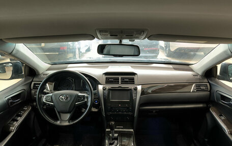 Toyota Camry, 2015 год, 1 890 000 рублей, 14 фотография