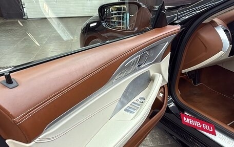 BMW 8 серия, 2019 год, 9 800 000 рублей, 13 фотография