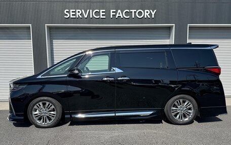 Toyota Alphard, 2025 год, 11 380 000 рублей, 5 фотография