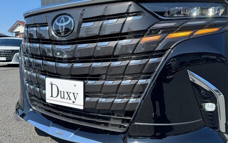 Toyota Alphard, 2025 год, 11 380 000 рублей, 16 фотография