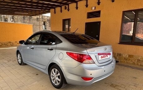 Hyundai Solaris II рестайлинг, 2012 год, 880 000 рублей, 15 фотография