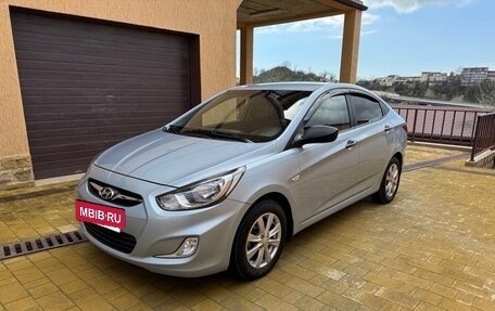 Hyundai Solaris II рестайлинг, 2012 год, 880 000 рублей, 18 фотография