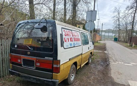 Nissan Urvan III, 1990 год, 150 000 рублей, 2 фотография