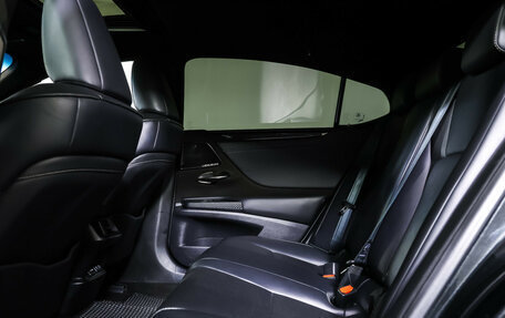 Lexus ES VII, 2020 год, 3 830 000 рублей, 12 фотография