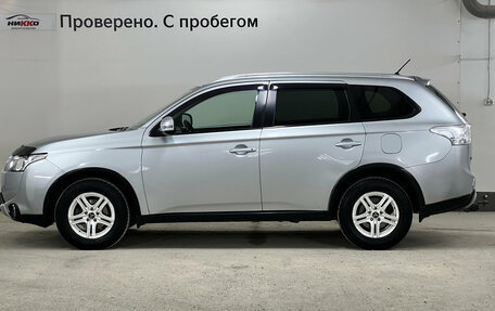 Mitsubishi Outlander III рестайлинг 3, 2014 год, 1 150 000 рублей, 4 фотография